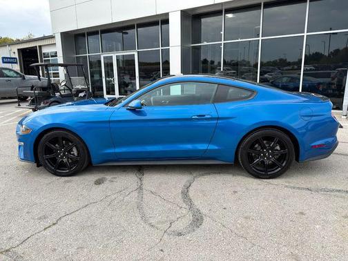 2020 Ford Mustang EcoBoost