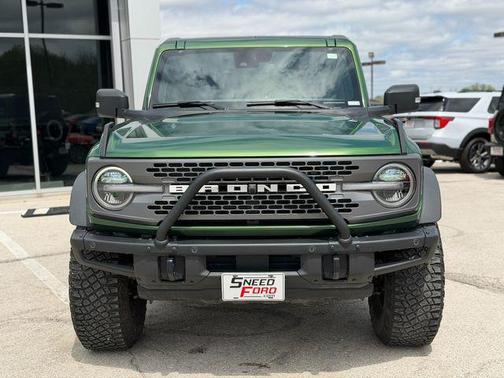 Eruption Green Metallic 2022 Ford Bronco Badlands