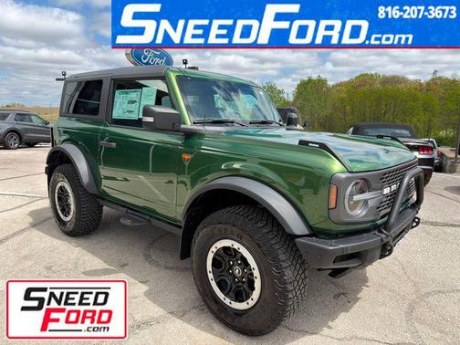 Eruption Green Metallic 2022 Ford Bronco Badlands