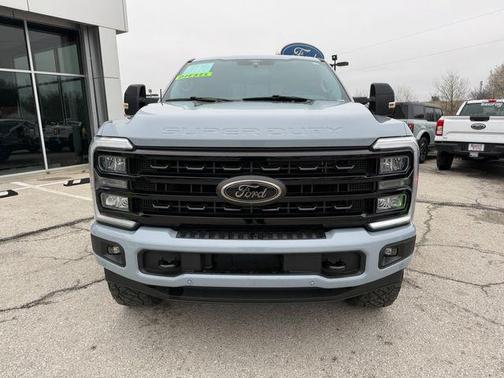 Glacier Gray Metallic Tri-Coat 2024 Ford F-250 Lariat