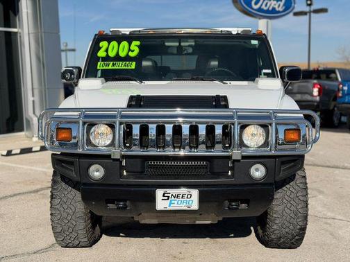 2005 Hummer H2 Base