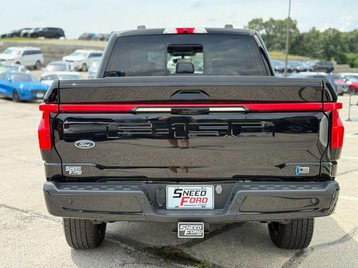2023 Ford F-150 Lightning Platinum