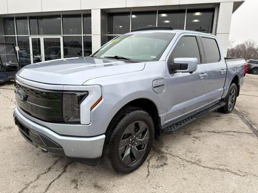2022 Ford F-150 Lightning LARIAT
