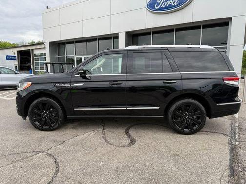 2023 Lincoln Navigator Reserve