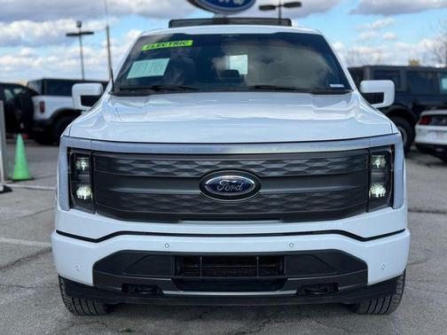 2023 Ford F-150 Lightning LARIAT