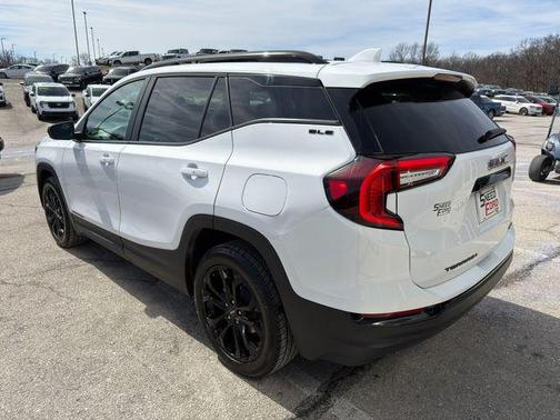 2022 GMC Terrain SLE