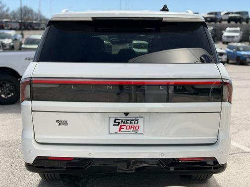 2025 Lincoln Navigator Black Label