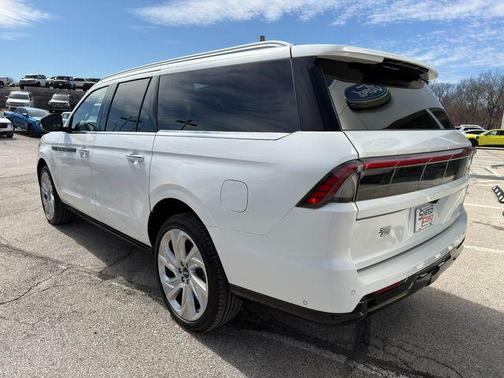 2025 Lincoln Navigator Black Label