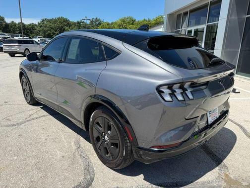 2023 Ford Mustang Mach-E California Route 1