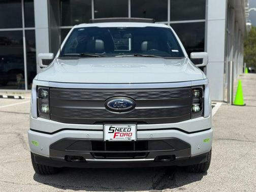 2023 Ford F-150 Lightning LARIAT