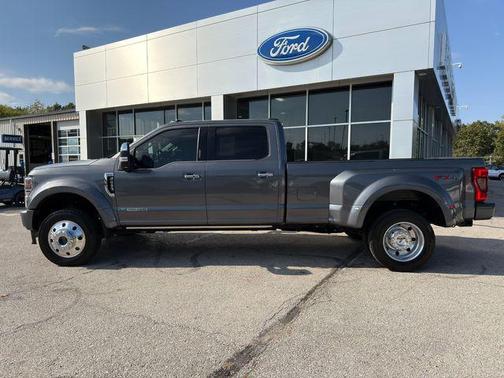 2022 Ford F-450 Platinum