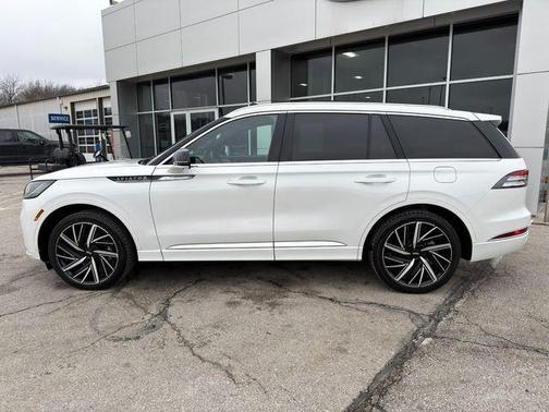 2025 Lincoln Aviator Black Label AWD