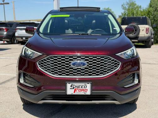 Burgundy Velvet Metallic Tinted Clearcoat 2023 Ford Edge SEL