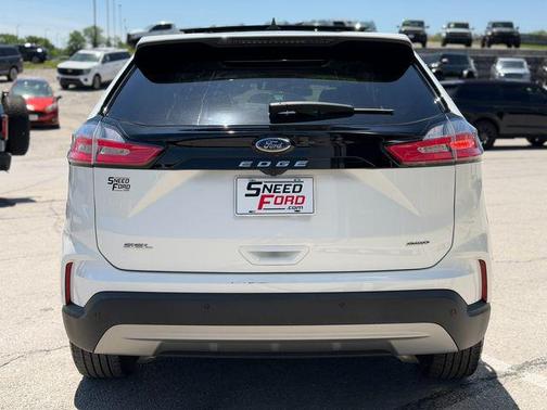 Star White Metallic Tri-Coat 2024 Ford Edge SEL