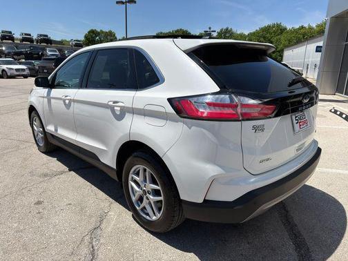 Star White Metallic Tri-Coat 2024 Ford Edge SEL