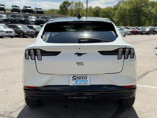 Star White Metallic Tri-Coat 2021 Ford Mustang Mach-E Premium