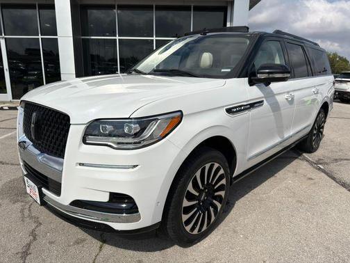 2023 Lincoln Navigator Black Label
