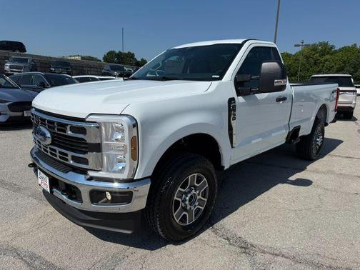 2025 Ford F-350 XLT