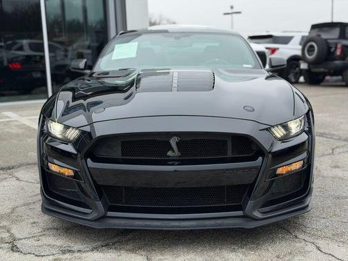2022 Ford Shelby GT500 Base