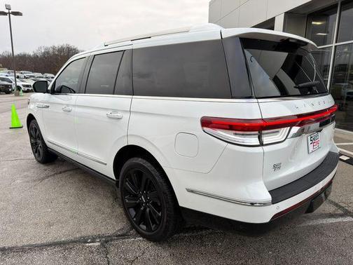 2024 Lincoln Navigator Reserve