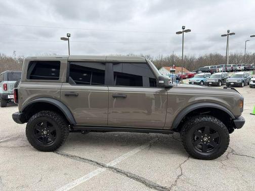 Marsh Gray 2025 Ford Bronco Badlands