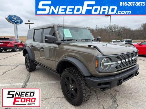 Marsh Gray 2025 Ford Bronco Badlands