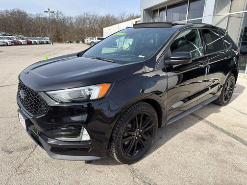 2022 Ford Edge ST Line