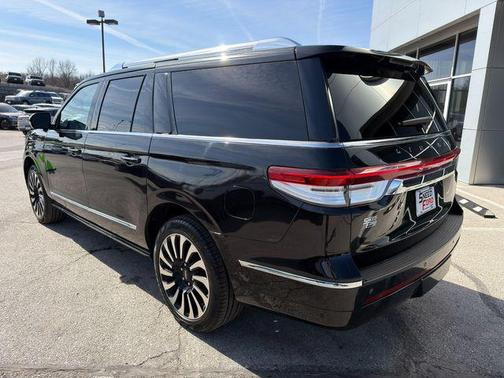 2023 Lincoln Navigator Black Label