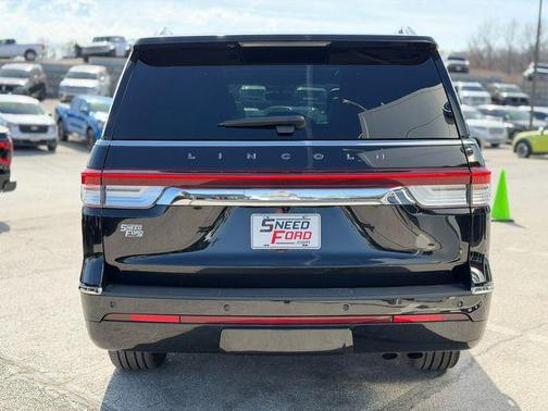2023 Lincoln Navigator Black Label