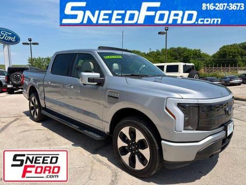 Iconic Silver Metallic 2022 Ford F-150 Lightning Platinum