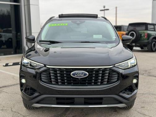 2026 Ford Escape PHEV Base