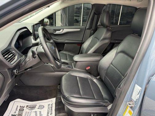 2023 Ford Escape Platinum