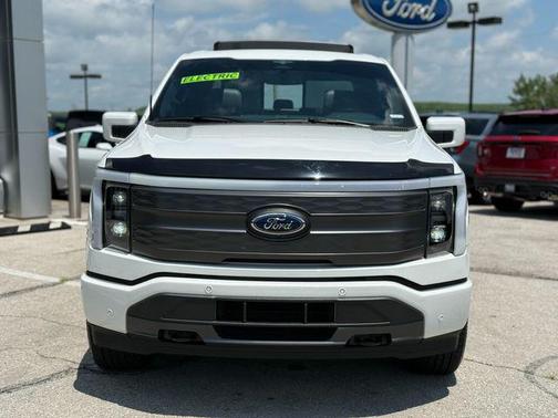 2023 Ford F-150 Lightning LARIAT
