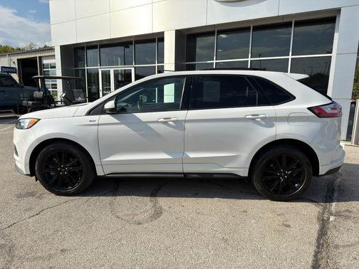 2022 Ford Edge ST Line