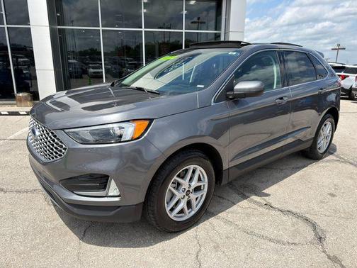 Carbonized Gray Metallic 2024 Ford Edge SEL