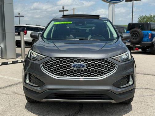 Carbonized Gray Metallic 2024 Ford Edge SEL