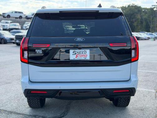 2025 Ford Expedition Tremor