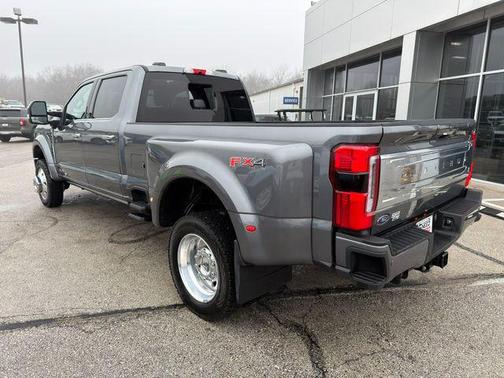 2024 Ford F-450 Platinum