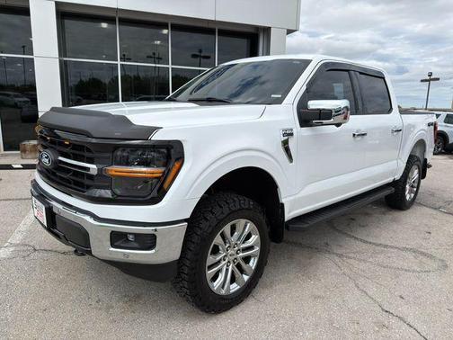 Oxford White 2024 Ford F-150 XLT