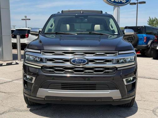 Dark Matter Gray Metallic 2024 Ford Expedition Max Platinum