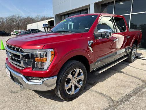 Rapid Red Metallic Tinted Clearcoat 2023 Ford F-150 Lariat