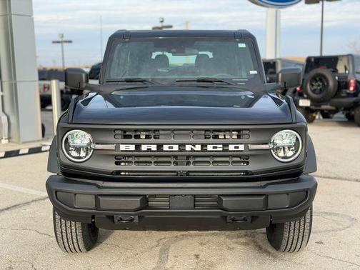 2025 Ford Bronco Base