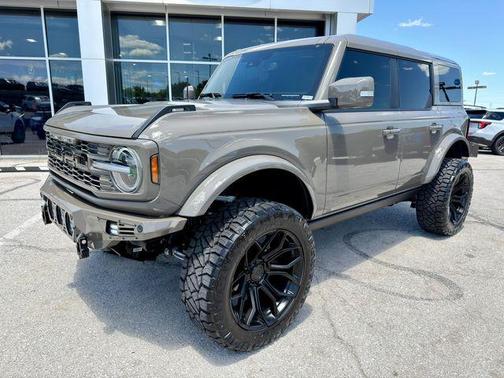 Marsh Gray 2025 Ford Bronco Outer Banks