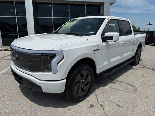2023 Ford F-150 Lightning LARIAT