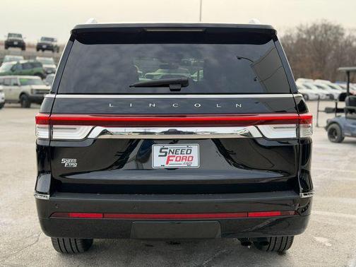 2024 Lincoln Navigator Reserve