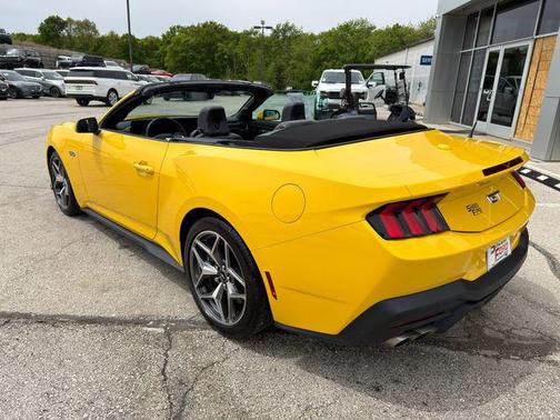 Yellow Splash Metallic Tri-coat 2024 Ford Mustang GT Premium