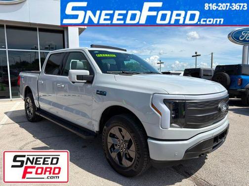 Avalanche 2024 Ford F-150 Lightning LARIAT