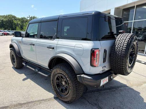 Gray 2026 Ford Bronco Badlands