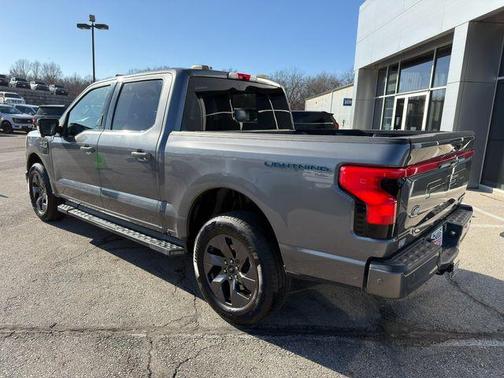 2023 Ford F-150 Lightning LARIAT