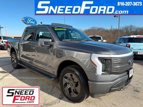 2023 Ford F-150 Lightning LARIAT